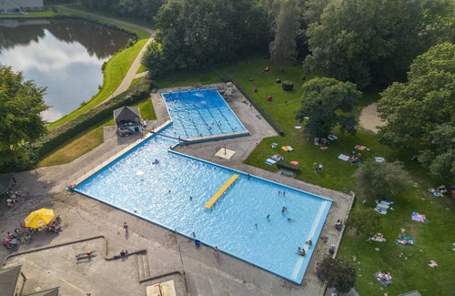 Gasselternijveen Ski Chalet | Hunzepark Family Retreat