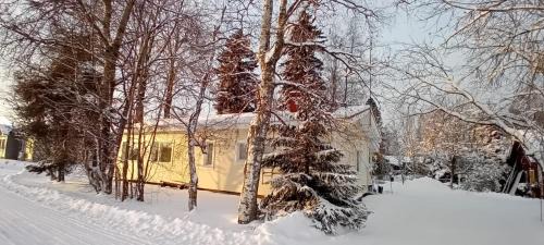 Kalajoki House | Huone Rauhallisessa Mummolassa