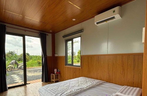 Hiep Ninh Cabin | Huong Sen Garden Lodge