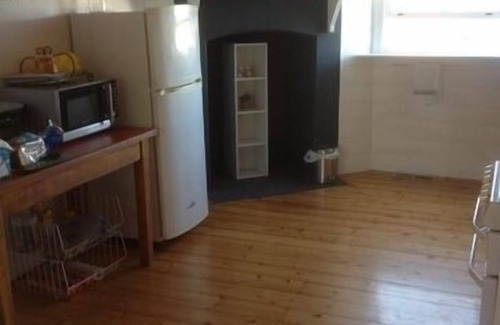 Portland House | Hurdit - cottage near beach and CBD