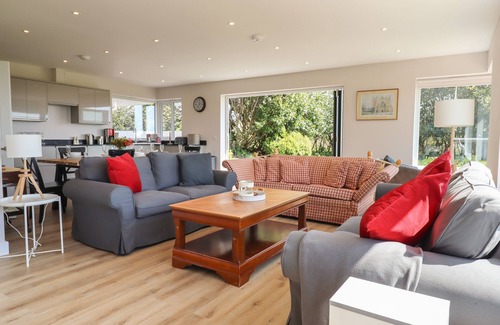 Tavistock House | HURDWICK LODGE, pet friendly, character holiday cottage in Tavistock