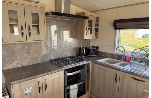 Bouvet Island Cabin | Hurleys Haven Mini Lodge At Camber (sleeps 8) Ashview 10