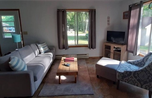 Au Train Cabin | Huron #2 @ Kimar's Resort