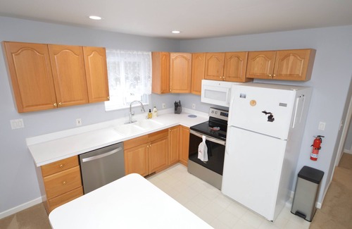 Cheboygan House | Huron House: 4-bedroom family-friendly house near Mackinac Island, on Lake Huron