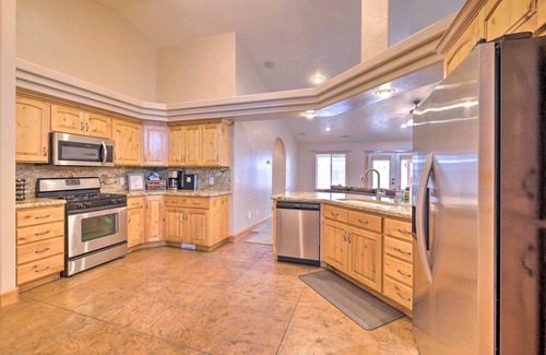 Hurricane House | Hurricane Home w/Pool & Spa ~ 25 Mi to Zion!
