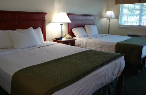 Waynesboro Hotel | Hurricane Inn