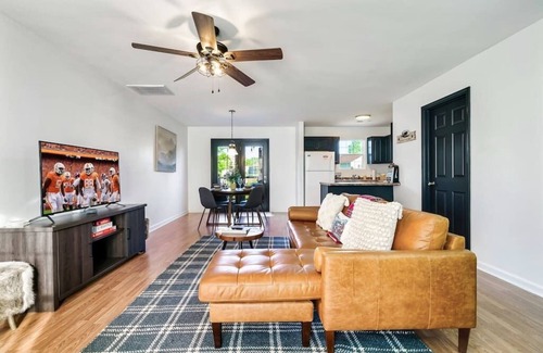 Sevierville Condo | HURRY! FALL IS HERE! Smoky Mountain Condo + Sleeps 6 + Jacuzzi + Games + Views