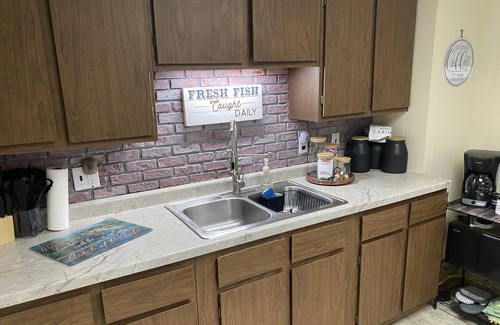 Tawas City Cabin | Hurry to the Tranquility of Tawas City- Huron Hideaway Cabin