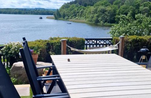Sovde House | Hus intill sövdesjön