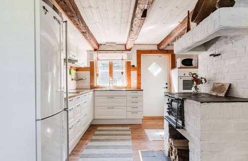 Figeholm House | Hus Skärgården - Holiday home with sauna & boat in the archipelago of Figeholm, Småland