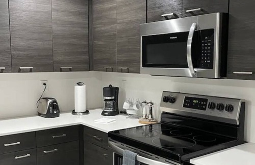 Miramar House | Hushed Miramar Town