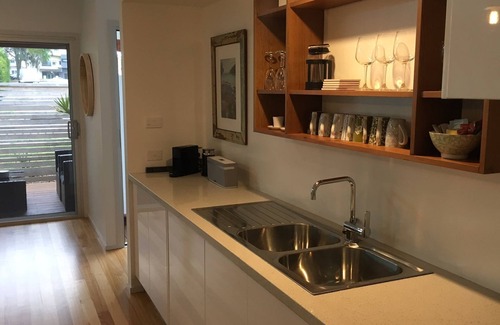 Huskisson Villa | Husky Getaway - Villa with Heated Plunge Pool