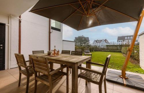 Het Zoute Apartment | Huswell - Apartment with garden at the seaside in Knokke