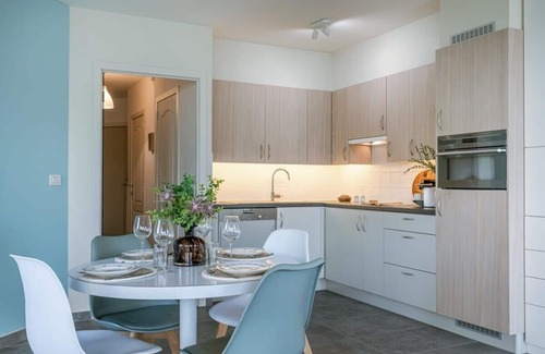 Nieuwmunster Apartment | Huswell - Bright apartment with large sunny garden