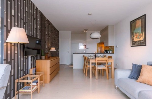 De Panne Apartment | Huswell - Charming seaside apartment with balcony