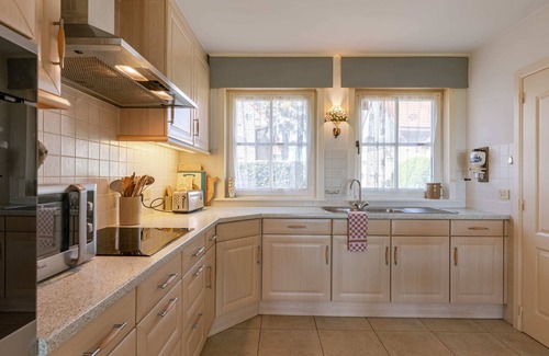 De Haan Villa | Huswell - Nice holiday home in a quiet area in De Haan