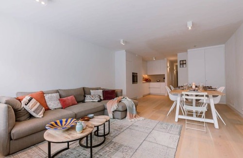 Knokke Apartment | Huswell - Spacious two bedroom apartment in Knokke