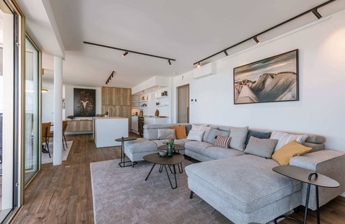 Ostend City Centre Apartment | Huswell - Spacious sea view apartment with terrace