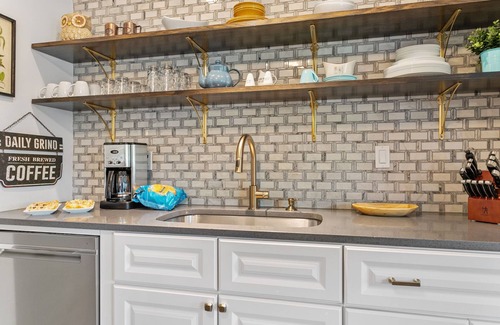 Fennville House | Hutchins Lake Retreat