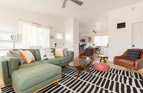 Lake Isabella House | Huth Street Haven