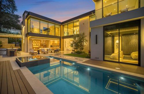 Beverly Hills Apartment | Hutton Villa