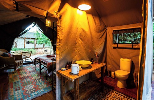 Kruger National Park Hotel | Hutwini - Pafuri Walking Safari