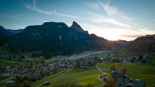 Saanen Hotel | HUUS Gstaad