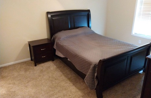 Steelville House | Huzzah, Courtois, and Meramec Rivers ! Bike Park! New House! Cell Reception!