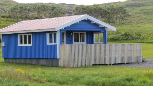 Holmavik House | Hvammur 4 with private hot tub (Fagurgali)