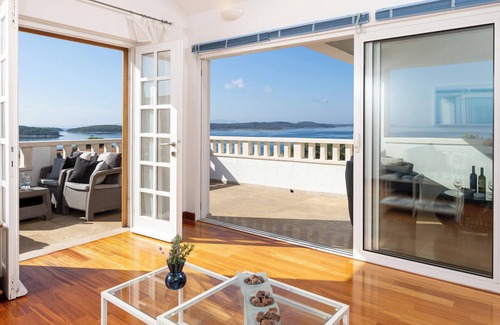 Hvar Apartment | HVAR MOOD HOUSE - HVAR EXCLUSIVE SEA,SUN & STARS APARTMENT: MAGNIFICENT SEA VIEW
