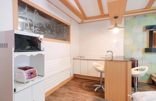 Hwacheon House | Hwacheon Sky Valley Pension