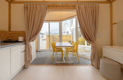 Hwaseong RV Rental | Hwaseong Refresh Glamping & Caravan