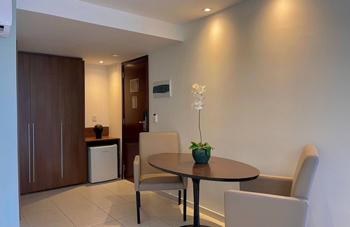 Pina Apartment | HY Beach Flats - International