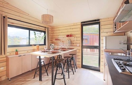 Anould Ski Chalet | HY Lødge Spa n°7 XL - 5 people: Vosges Spa Chalet for an Exceptional Family Stay