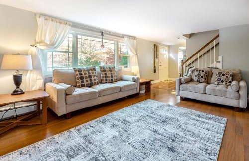Hyannis House | Hyannis Port Cottage