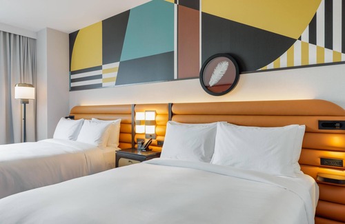 Rosemont Hotel | Hyatt Centric Chicago Ohare