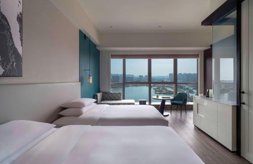 Zhenhai District Hotel | Hyatt Centric Lakeside Ningbo