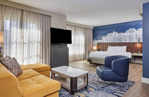 Waterfront Hotel | Hyatt Centric The Pike Long Beach