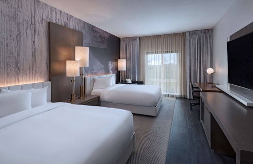 The Woodlands Hotel | Hyatt Centric The Woodlands
