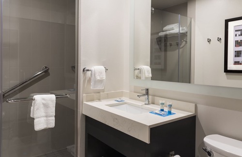 Red River Cultural District Hotel | Hyatt House Austin/Downtown