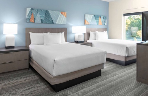 Charlotte Hotel | Hyatt House Charlotte/Rea Farms