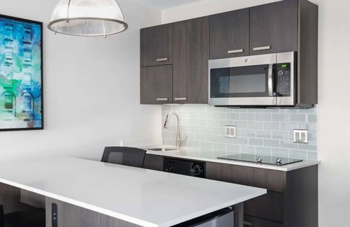 Exchange Place Hotel | Hyatt House - Studio, 1 King Bed with Sofa bed, Kitchen