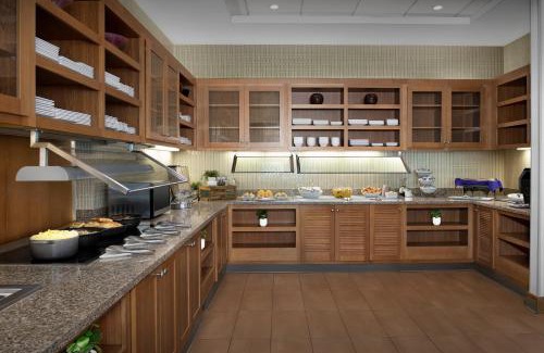 Transit Village Hotel | Hyatt Place Boulder Pearl Street - Newly Renovated