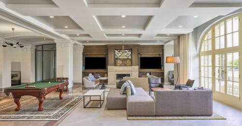 Illinois Medical District Hotel | Hyatt Place Chicago Medical/University District