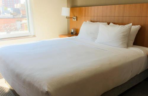 Hyde Park Hotel | Hyatt Place Chicago-South/University Medical Center