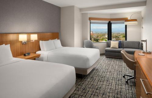 Glendale Hotel | Hyatt Place Denver Cherry Creek