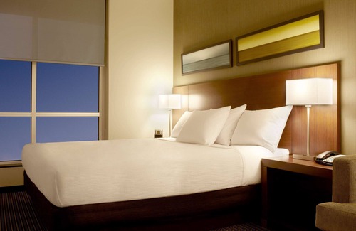 Royal Oak Hotel | Hyatt Place Detroit Royal Oak