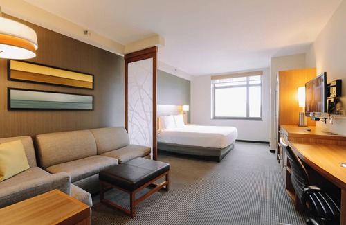 Flushing Chinatown Hotel | Hyatt Place Flushing/LaGuardia Airport