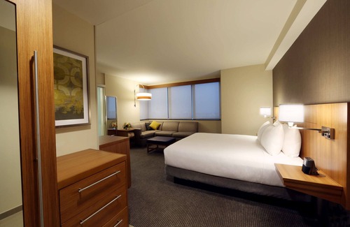 Flushing Chinatown Hotel | Hyatt Place Flushing/LaGuardia Airport