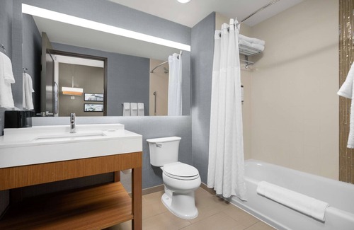 Iowa City Hotel | Hyatt Place Iowa City Downtown